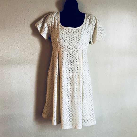 H&M Cream Colored Lace Babydoll Dress - Picture 2 of 5